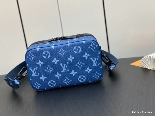 Cheap LOUIS VUITTON Alpha Nano 0725